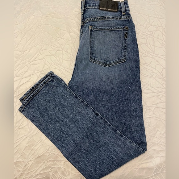 Modern American Denim Jeans – Size 28 – Premium Quality - Picture 1 of 3